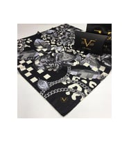 Çiçekli Desen Black Seri Twill Eşarp Eşarp Askısı ile Birlikte 90x90 cm Siyah-90