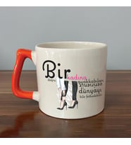 Bir Kadına Doğru Ayakkabıları Verirseniz Baskılı Kadınlar Günü Turuncu Kulplu D Kupa