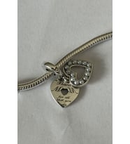 Fubena Beyaz Boncuklu Mom Sallantılı Charm