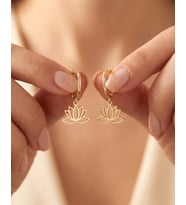 Sade Sallantılı Lotus Çiçeği 14 Ayar Altın Küpe