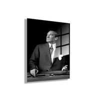 Temperli Gerçek Cam Ofis Tablosu Yukarı Bakan Atatürk Portresi