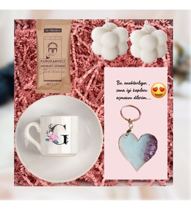 Kişiye Özel Fincan Bubble Mum Kalp Anahtarlık Hediye Seti