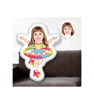 Kişiye Özel Fotoğraflı Minik Patenci Yastık 115285 50 cm