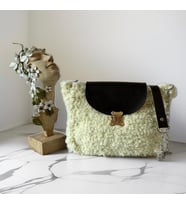 BYEhandmade El Yapımı Kem Rengi Teddy Omuz Çantası