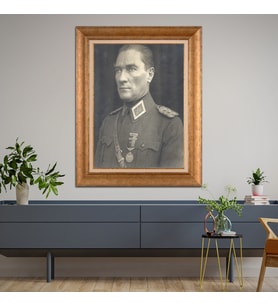 Altın Paspartulu Atatürk  Çerçeveli Tablo C322 (Gold)