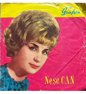 (2 Şarkılık 45 Devir Plak) Neşe Can Senede Bir Gün 45lik Plak (Karışık)