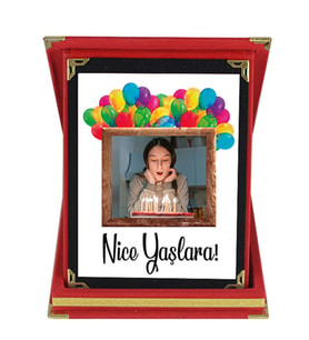 Nice Yaşlara Fotoğraflı Doğum Günü Hediyesi Kişiye Özel Plaket (Kırmızı)