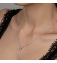 Swarovski Taşlı Gümüş Tektaş Bayan Kolye