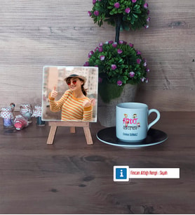 Rehber Öğretmeni Fotoğraflı Dekoratif Taş, Ahşap Altlıklı Türk Kahvesi Fincanı Hediye (Model 7)