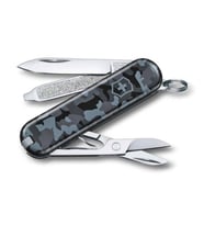 Victorinox   VT 0.6223.942 Çakı Klasik  58 Mm Lacivert Kamuflaj Çakı