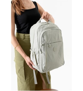 Bagacar Bolsas 1092 Su Geçirmez İthal Krinkıl Kumaş Laptop Bölmeli Okul ve Günlük Sırt Çantası AGri (Siyah)