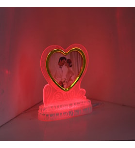 LED Işıklı Mıknatıslı Love Çerçeve , yeni iş hediyesi, doğum günü hediyesi, doğum gününe çiçek, doğum günü, yıldönümü, yıldünümü çiçeği, yıldönümü hediyesi, yeni yıl hediyesi, yeni iş çiçeği, yeni iş hediyesi