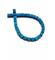Hematit Taşı Küp Kesim Parlak Mavi 6x6mm Doğal Taş Dizi