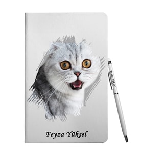 Kişiye Özel Kedi Tasarımlı Beyaz Defter Kalem Hediye Seti