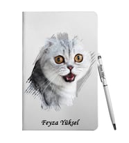 Kişiye Özel Kedi Tasarımlı Beyaz Defter Kalem Hediye Seti