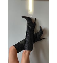 Kadın Taşlı Topuklu Çizme (Siyah)