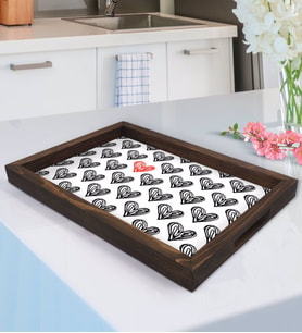 BK Gift Kalpler Tasarımlı Doğal Ahşap Tepsi-1