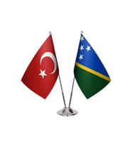Solomon Adaları İkili Masa Bayrağı