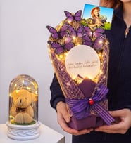 Aynalı Tasarım Fotoğraflı Led Işıklı Mor Kelebek Buketi (Led Işıklı Fanus Hediyeli) (Model 4)