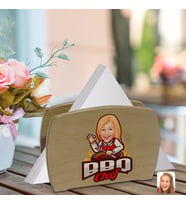 BK Gift Kişiye Özel Kadın Barbekü Chef Karikatürlü Lüks Ahşap Peçetelik-1