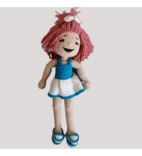 Kız Bebek Amigurumi Oyuncak