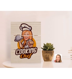 BK Gift Kişiye Özel Kadın Chef Karikatürlü Otantik Masaüstü Ahşap Palet Çerçeve-15 (Beyaz)