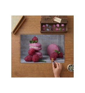 Pembe Makaronlar ve Frambuazlar Tasarımı 240 parça Ahşap Puzzle Ahşap Kutuda MP09177