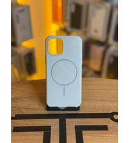 iPhone 12 / 12 Pro Uyumlu İçi Kadife Magsafe Destekli Premium Silikon Kılıf (Krem)