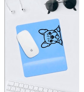 Sevimli Köpek Desenli Mousepad – Mavi Zemin Kaymaz Tabanlı Mouse Pad
