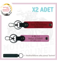 Motosiklet Aşıkları İçin, İsim Plaka ve A Rh (+) Kan Grubu Yazılı x2 Anahtarlık, Kırmızı-Pembe-Laci