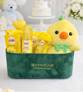 LAYNEAR Dalin Bebek Hediye Seti – Peluş Civcivli Premium Bakım Kutusu
