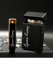 Kişiye Özel Siyah USB Şarjlı Elektronik Çakmak& Siyah Renkli Metal Sigara Kutusu Hediye Seti
