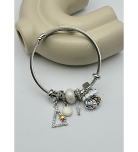 Çelik Silver Taşlı Üçgen Beyaz İstiridye Charmlı Pandora Bileklik - 26blk62