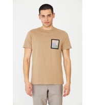 Bej Bisiklet Yaka Baskı Detaylı Erkek T-Shirt
