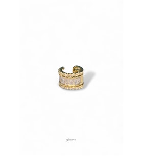 Rae Earcuff