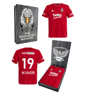 Beşiktaş Orijinal Kişiye Özel 24-25 Kırmızı Forma Kartal Baskılı Ahşap Kutulu