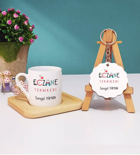 Eczane Teknikeri Türk Kahvesi Fincanı Ahşap Altlıklı ve Anahtarlık