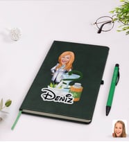 BK Gift Kişiye Özel Kadın Eczacı Karikatürlü Yeşil Termo Deri Defter Kalem Seti Model 2