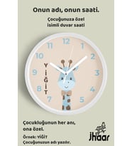 İsme Özel Sevimli Zürafa Çocuk Odası Duvar Saati Orta Boy 30 cm Beyaz Camlı Sessiz