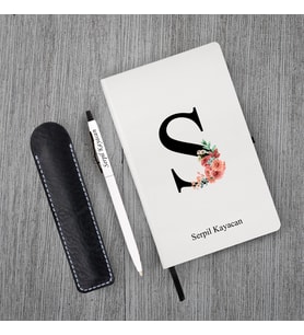 Kişiye Özel Yeni Yıl Uv Baskılı Harfli Beyaz Defter ( Siyah Kenar ) & Beyaz Tükenmez Kalem
