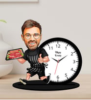 Kişiye Özel Karikatürlü Mangalcı Ahşap Biblo Masa Saati