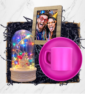 Size Özel Fotoğraflı Hediye Seti Pembe Kahve Fincanı ve Renkli Led Işıklı Fanus (Model 9)