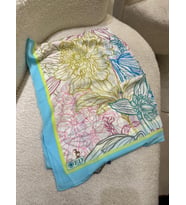 06 Ed Scarf Çiçek Dalgası Desenli Şal