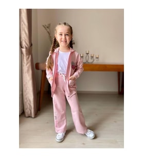 Ki̇z Çocuk Eşofman Taki̇mi̇ 2 Li̇. Boru Paça Farmuarli̇ Kapuşonlu Takim. Love Baski̇li̇ Taki̇m. (Pembe)