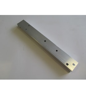 MERCEDES A CLASS- W176- 11/16; ÖN PANEL BAĞLANTI BRAKETİ SAĞ (BÜYÜK) 2203-2371 2466280229