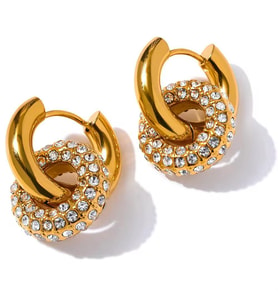 18 Ayar Altın Kaplama Kristal Taşlı Gold Halka Küpe – Işıltılı Lüks Model