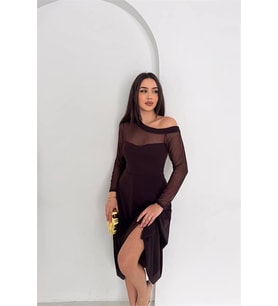 Neşeli butik kadın kahverengi transparan detaylı tek omuz uzun kollu midi boy elbise