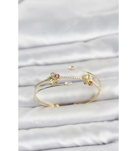 Gold Renk Pirinç Zirkon Taşlı Çiçek Model Kadın Bileklik