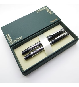 Signator® S224 Parlak Piton Kabartmalı Dolma Kalem + Roller Kalem Seti  İsme Özel Kalem  Hediyelik Kalem (Karışık)