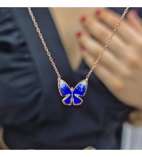 Kelebek Minimal Lazer Geçişli Kolye (Karışık)